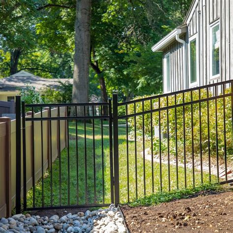 Freedom New Haven 4 12 Ft H X 4 Ft W Black Aluminum Spaced Picket Flat Top Decorative Fence