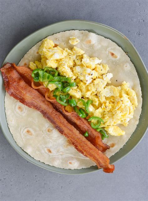 Bacon Egg And Jalapeno Breakfast Burrito Easy Wrap Recipes