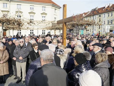 Calisia pl Szkoła Podstawowa nr 18 ma ogromne serce zdjęcia wideo