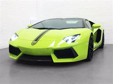 Lamborghini Aventador - Avery Dennison Gloss Lime Green - Personal ...