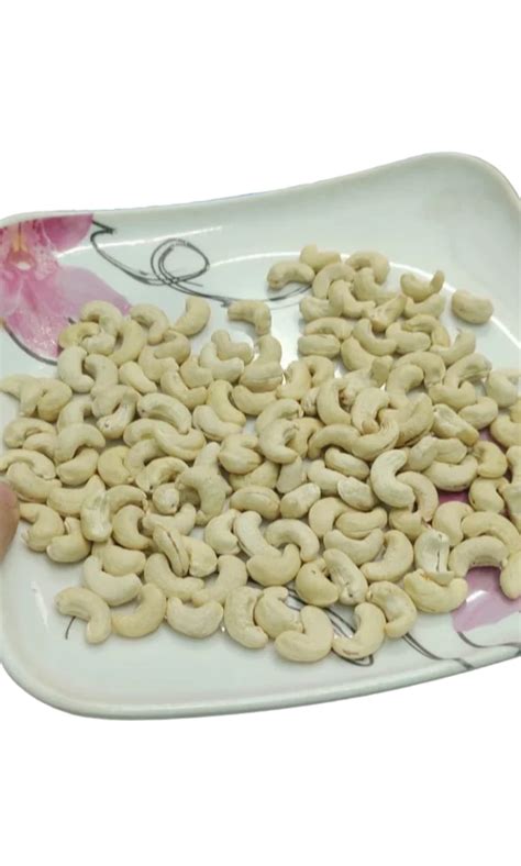 W210 Cashew Nuts Packaging Size Loose At Rs 650 Kg In Kanpur ID