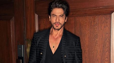 Shah Rukh Khan Reveals Why His Face Isnt On Jawans Poster Shares He