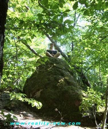 Дольмены: Рис.17