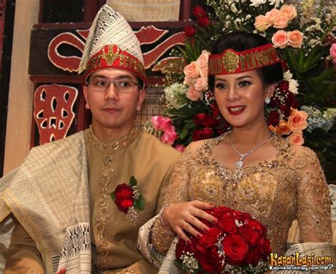 Model Kebaya Pengantin Batak Toba Terbaru Neofotografi