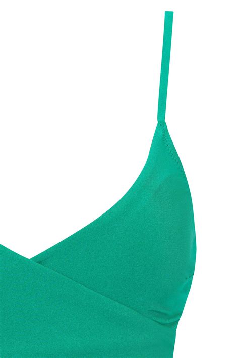 Green WOMAN Regular Fit Bikini Top DeFacto