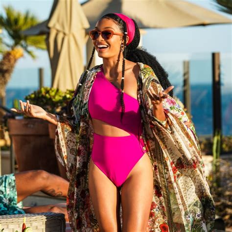 8 Sexy Hot Yara Shahidi Bikini Pics