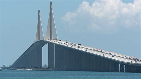 Sunshine Skyway Bridge Florida Sunshine Skyway Bridge Tight View