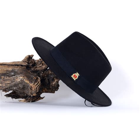 BLACK MEN'S HAT WITH BLACK BAND - Stanlion