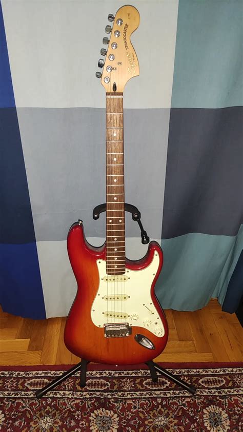 Squier Standard limited Elektromos gitár eladó GS Fanatic