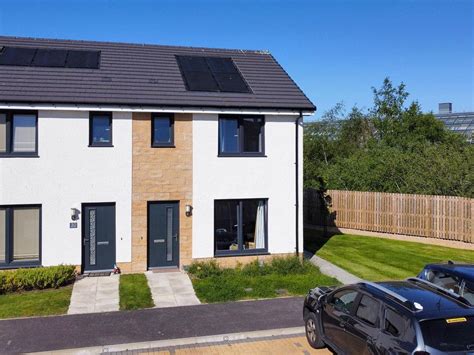 3 Bed End Terrace House For Sale In Great Glen Gardens Inverness Iv3