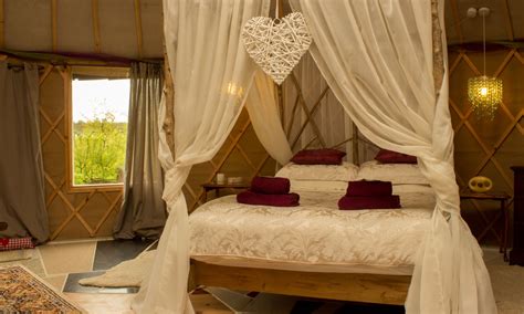 Top 10 winter camping and glamping breaks in the UK | Winter camping ...