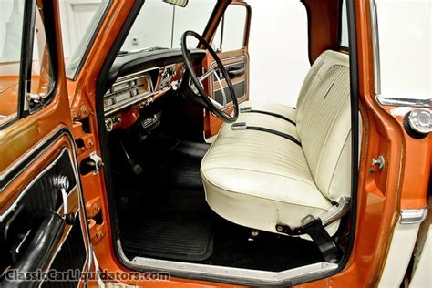 1969 Ford F 250 Interior