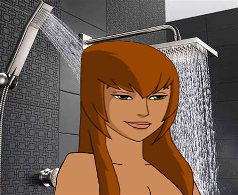 Fiona Flagstaff Showering By Background Conquerer On Deviantart