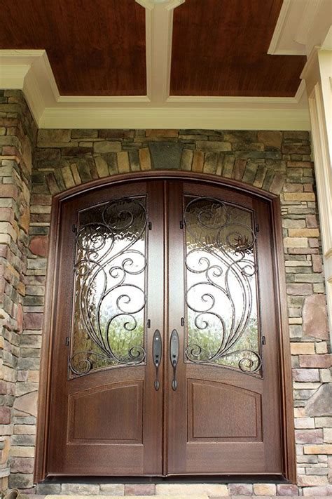 Aberdeen Redwood Arched Top Door W Flemish Glass Photographed By Cristina Avgerinos Mcdonald