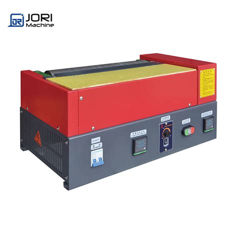 Hot Melt Glue Coating Coater Machine Spray Glue Box Gluing Machine