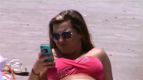 Quick Beach Crotch Shot 35 Cameltoe Wide Open Porn Videos