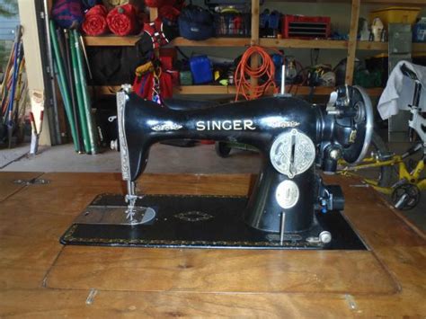 Singer Electric Sewing Machine C.1932 | InstAppraisal