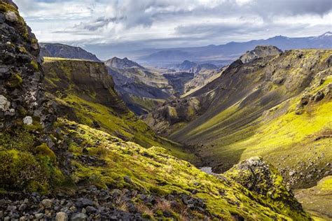 5 of the Most Beautiful Hiking Trails in Iceland