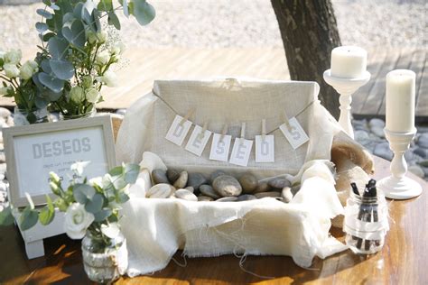 Mesa De Deseos Para Los Recién Casados Yodeblancoytudenegro Boda Mesas Idea