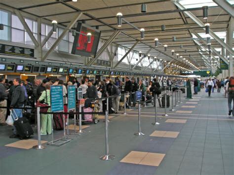 Vancouver International Airport (YVR)