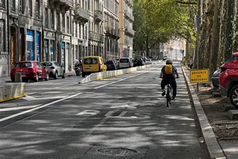 Lyon Fauchée par un automobiliste ivre une cycliste de 20 ans entre