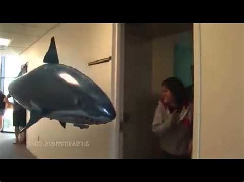 Большая Летающая Акула на Радиоуправлении | Игрушка с AliExpress - YouTube