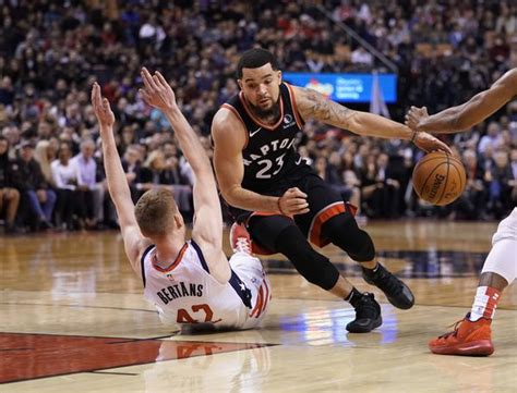 Vanvleet Returns To Help Lead Raptors Over Wizards In Tense