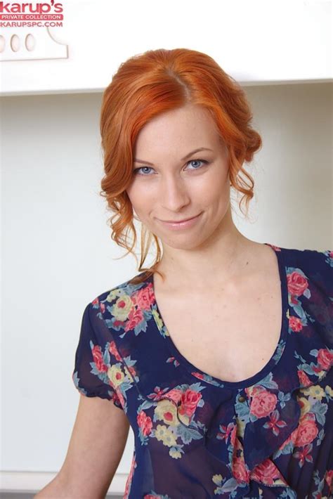 Sexy Redhead Daisy Lee Naked In Only Her Black Stockings Porn Pictures