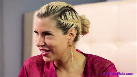 Stepmom Trains Teen In Lesbian Sex Savana Styles