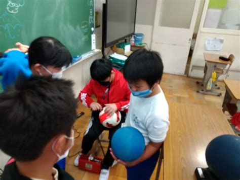 12月5日月委員会活動 鹿嶋市立豊郷小学校