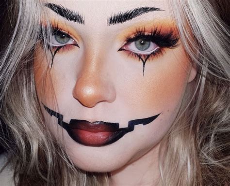 Pin By Carolina Castillo On 》》disfraces《《 Cool Halloween Makeup Halloween Makeup Easy