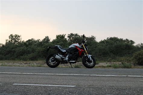 We Testten De Bmw F R Naked Bike En Glunderen Nog Steeds Na