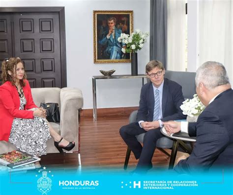 Canciller A Honduras On Twitter El Canciller Enriquereinahn