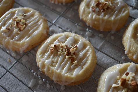 Almond Cookies III Recipe