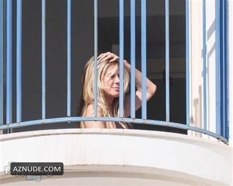 Heidi Klum Sexy Seen With Her Husband Tom Kaulitz Showing Off Her Hot Bikini Body On The Balcony