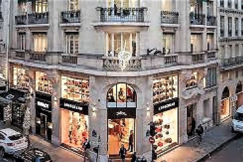 Longchamp: Paris Shopping Review - 10Best Experts and Tourist Reviews