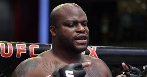 Derrick Lewis choisit son KO préféré après le record de l UFC fustige