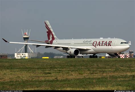 A7 AED Qatar Airways Airbus A330 302 Photo By Guido Allieri ID 238407