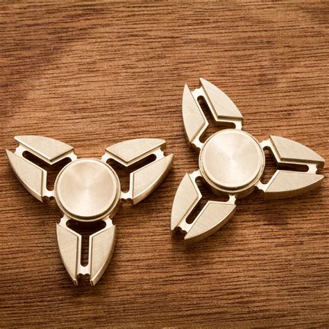 2017 New EDC Tri Spinner Fidget Toys Pattern Hand Spinner Metal Fidget ...