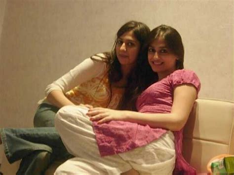 Cute And Hot Girls Busty Teen Rides Old Man Cock