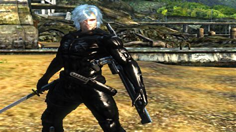 Classic Sneaking Suit Metal Gear Rising Revengeance Mods