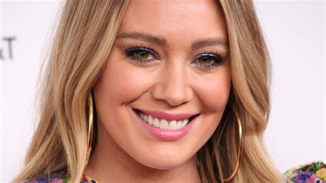 Here's What Hilary Duff Looks Like Makeup-Free