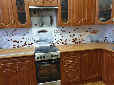 Как правильно клеить пластиковый фартук на кухне: способы крепления и ...