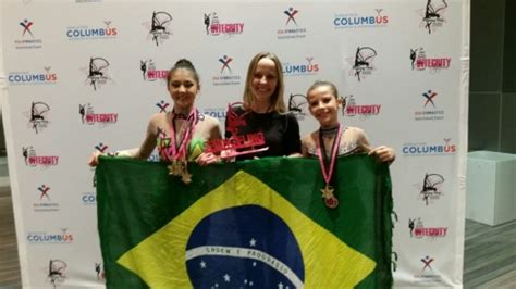 Ginástica Rítmica de Joinville fatura medalhas nos EUA