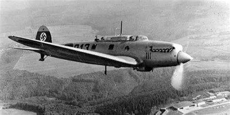 Heinkel He 70 Blitz —