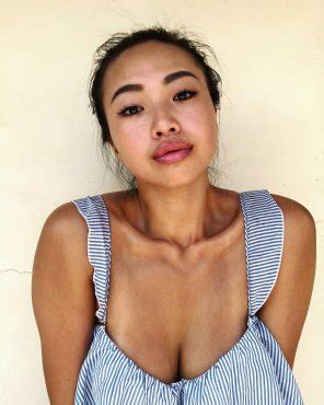 Juicy Body Juicier Lips Porn Pic