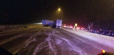 Update Multiple Crashes Shut Down Highway 401