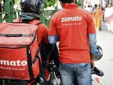 Man Refuses To Accept Order From Non Hindu Delivery Guy Zomato Shuts