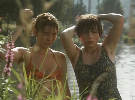 Einige Haarige Achsel Fotos Von Tv Oder Schauspielerinnen Porno Bilder Sex Fotos XXX Bilder