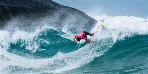 Mineirinho faz história no surfe brasileiro